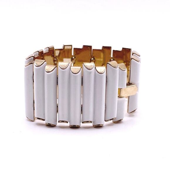 Crown Trifari White Resin Bar Panel Bracelet - Picture 1 of 8